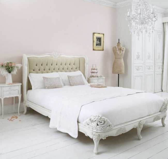 Традиционная французская кровать премиум-класса