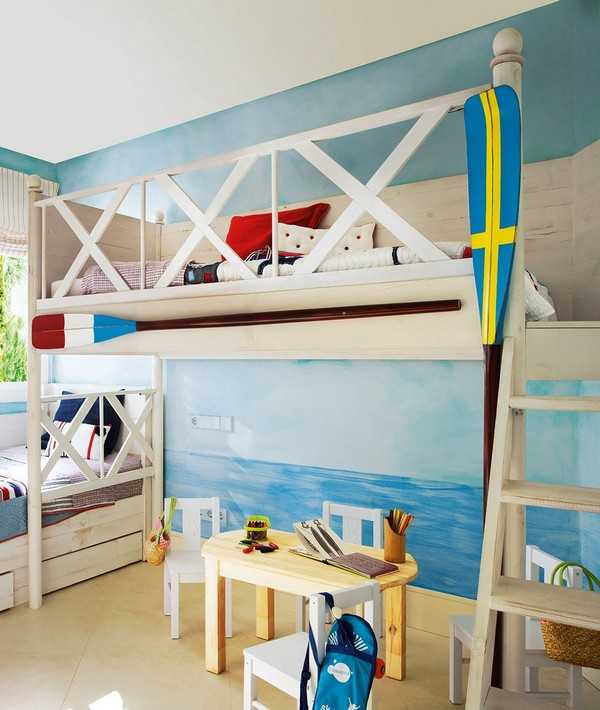 Детская кровать-чердак в морском стиле