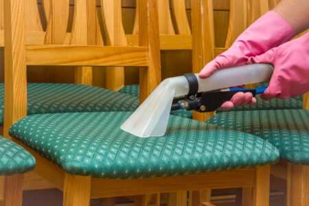 Эффективные способы чистки стульев от пятен, порядок действий 369 - ДиванеТТо