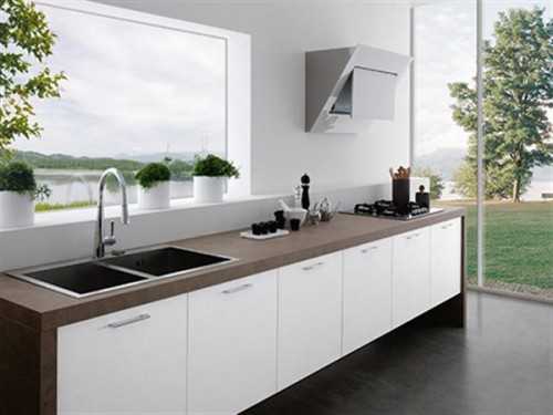 Кухня в стиле минимализм белого цвета