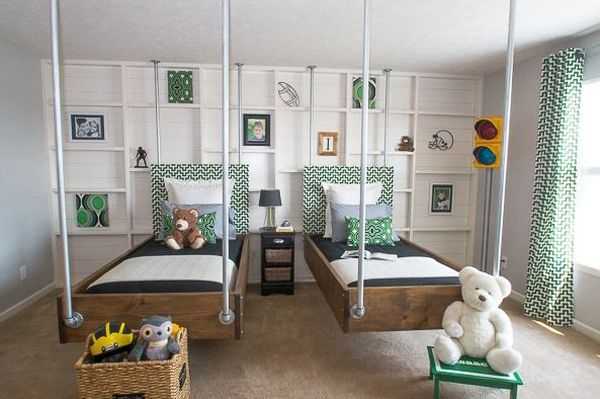 Кровати подвесного типа в интерьере детской комнаты