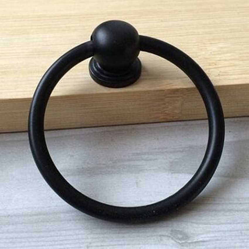 Практичные кольца ручки на кухне