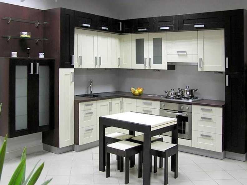 Черно-белая модульная мебель для кухни