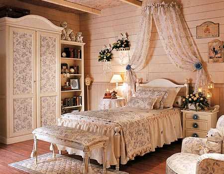 Розовая мебель для спальни в стиле прованс