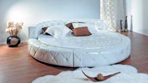 Круглая кожаная кровать