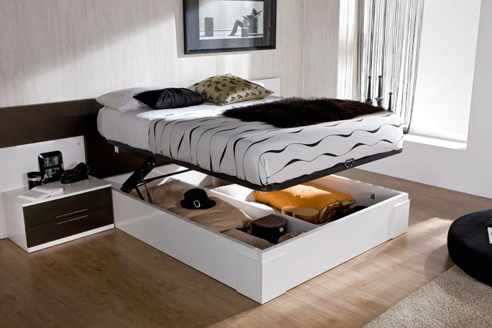 Модель кровати