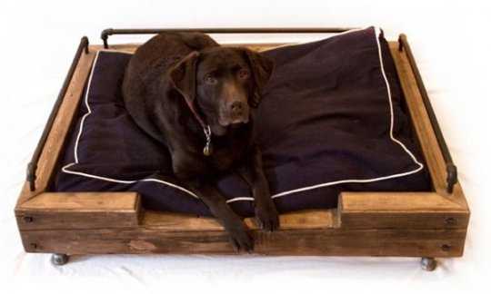Деревянные элементы для сна собаки