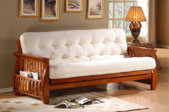 Белый мягкий диван производства Малайзии