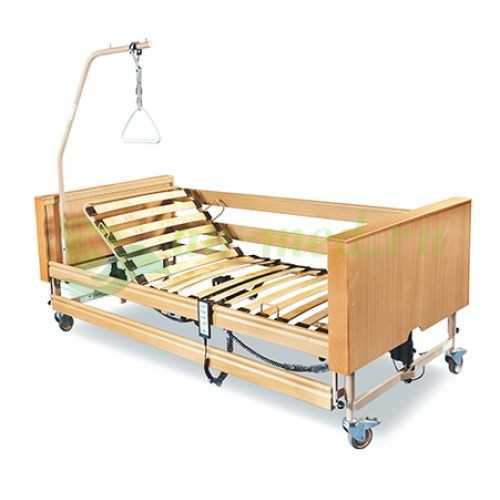 Удобная кровать с электроприводом для больных