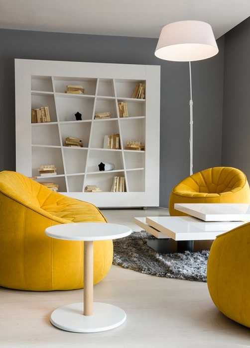 Желтые кресла-пуфы для дома