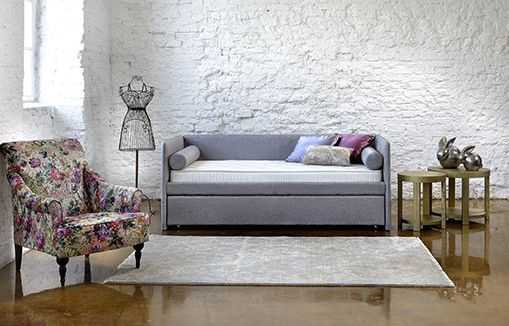 Кровать-диван для подростков серого цвета