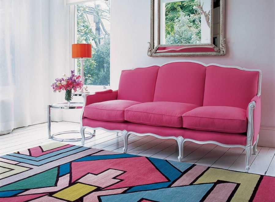 Особенности размещения розового дивана, сочетание с разными стилями 5 - ДиванеТТо
