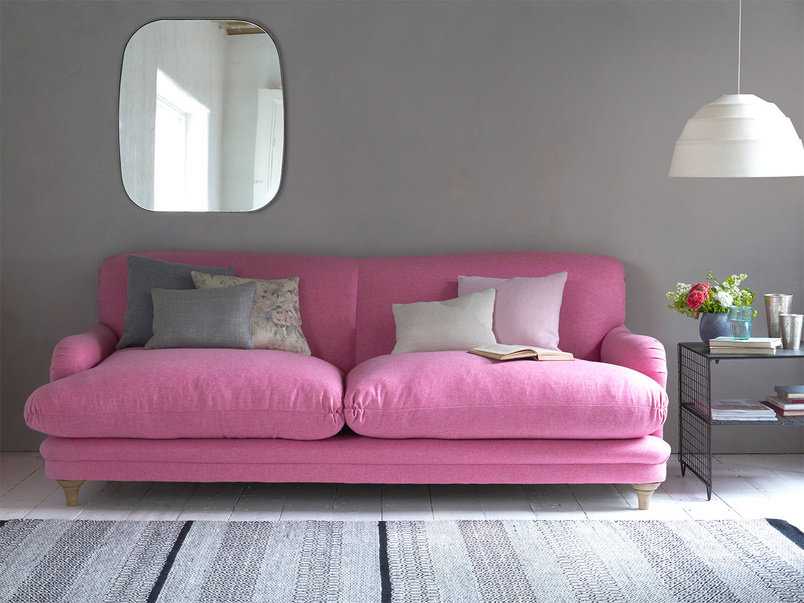 Особенности размещения розового дивана, сочетание с разными стилями 45 - ДиванеТТо