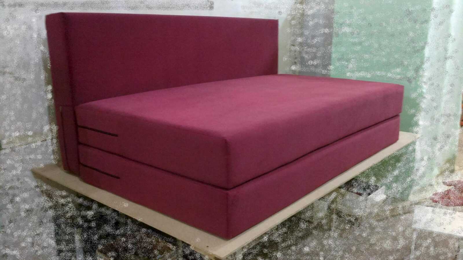 Бескаркасный диван на основе поролона