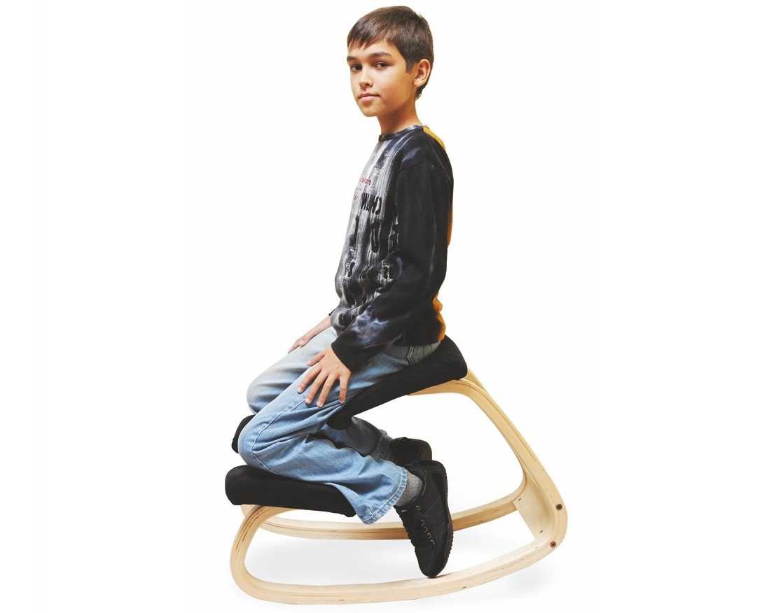 Показания к использованию коленного стула, его разновидности 3 - ДиванеТТо