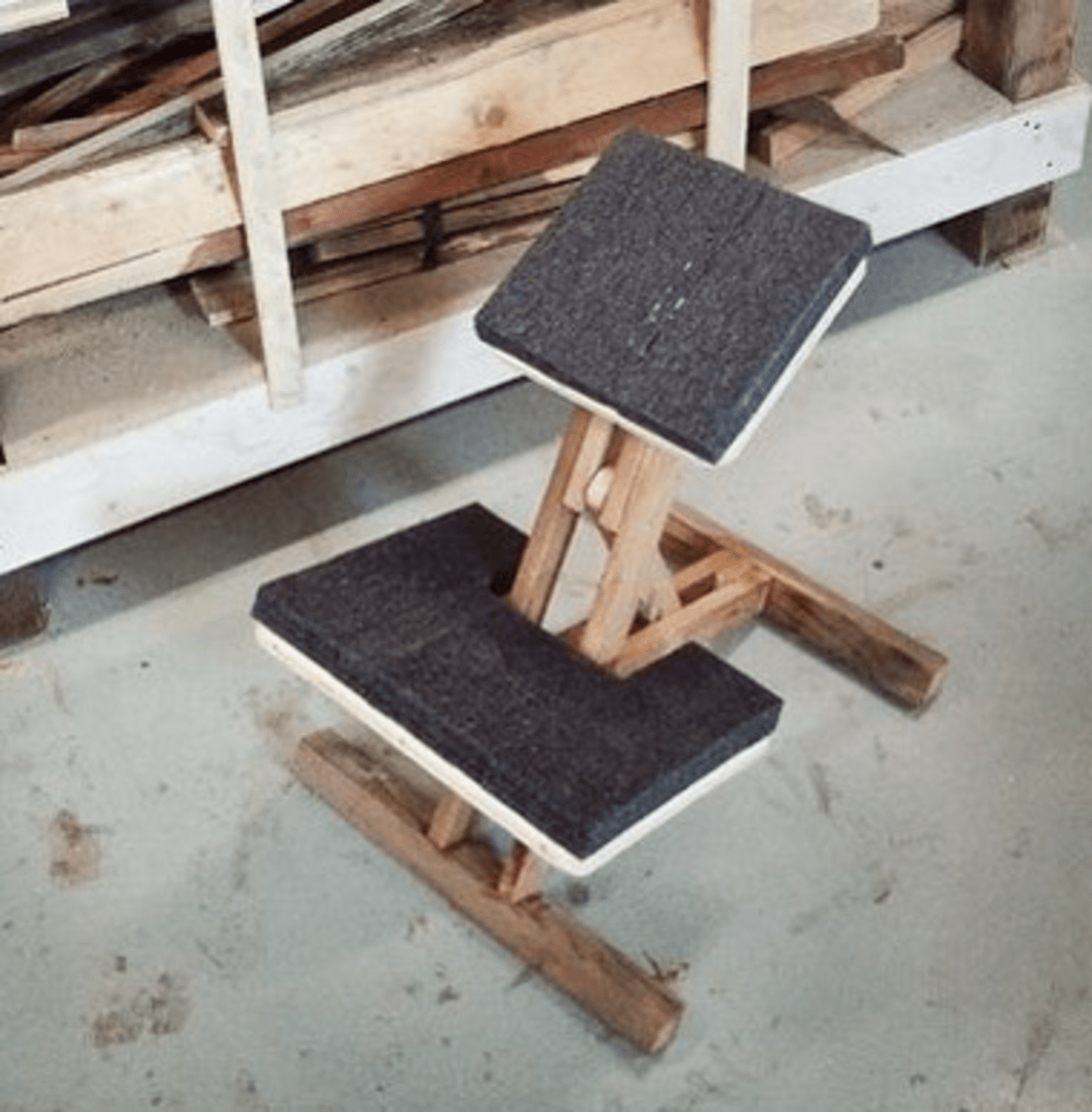 Показания к использованию коленного стула, его разновидности 81 - ДиванеТТо