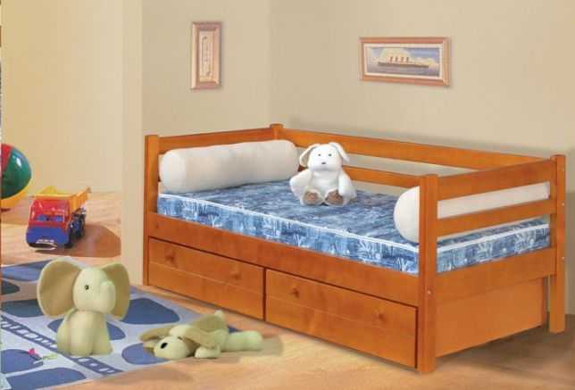 Односпальная детская кровать с ящиками