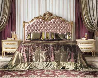 Итальянские розовые кровати двуспальные