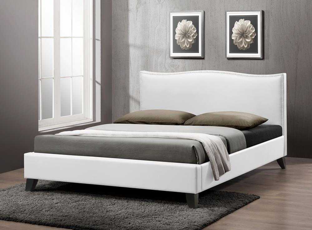 Спальня в белых тонах - кровати из экокожи с мягким изголовьем