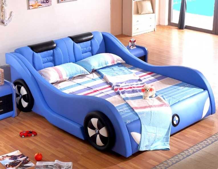 Кровать-машина в детскую