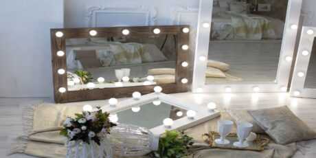 Разновидности зеркал с лампочками, причины популярности у женщин 893 - ДиванеТТо