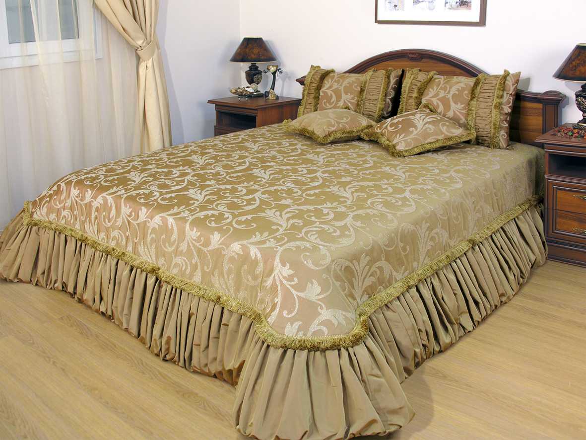 Пример оформления современной кровати