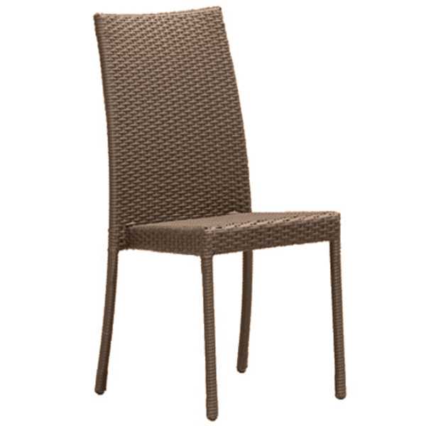 Плетеный стул