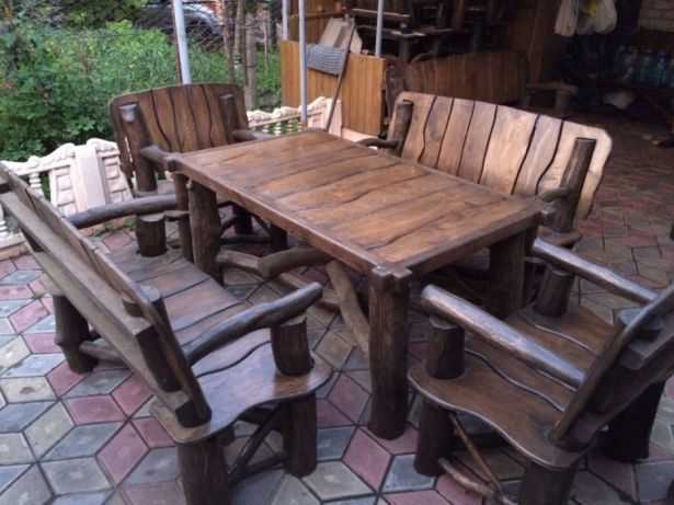 Деревянные стул и стол созданные своими руками