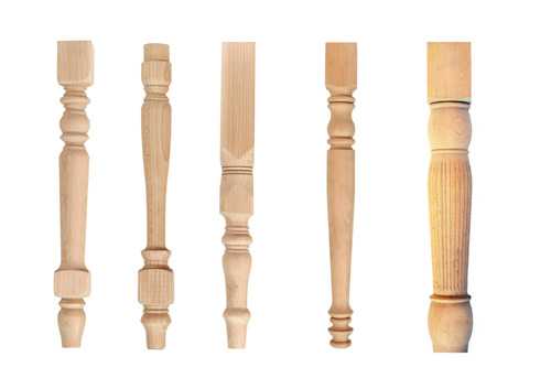 Светлые точеные деревянные мебельные ножки