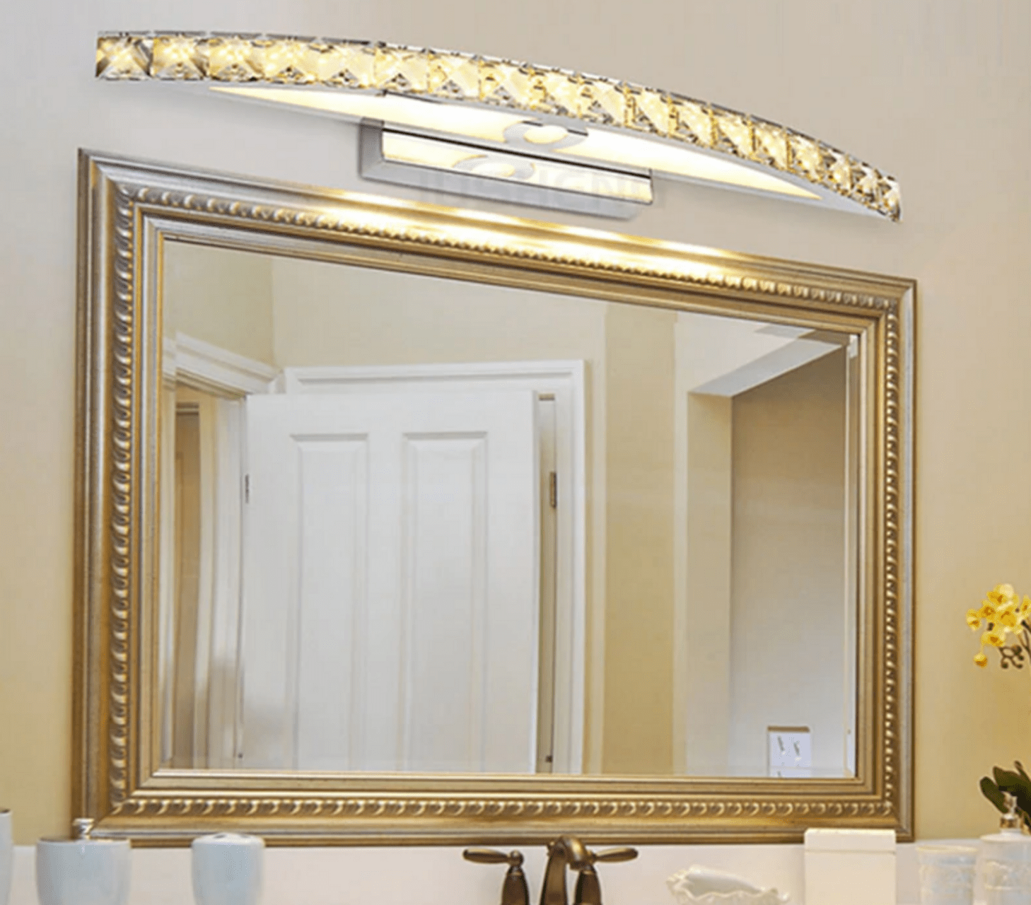 Виды подсветки для зеркала в ванной, варианты установки и подключения 17 - ДиванеТТо