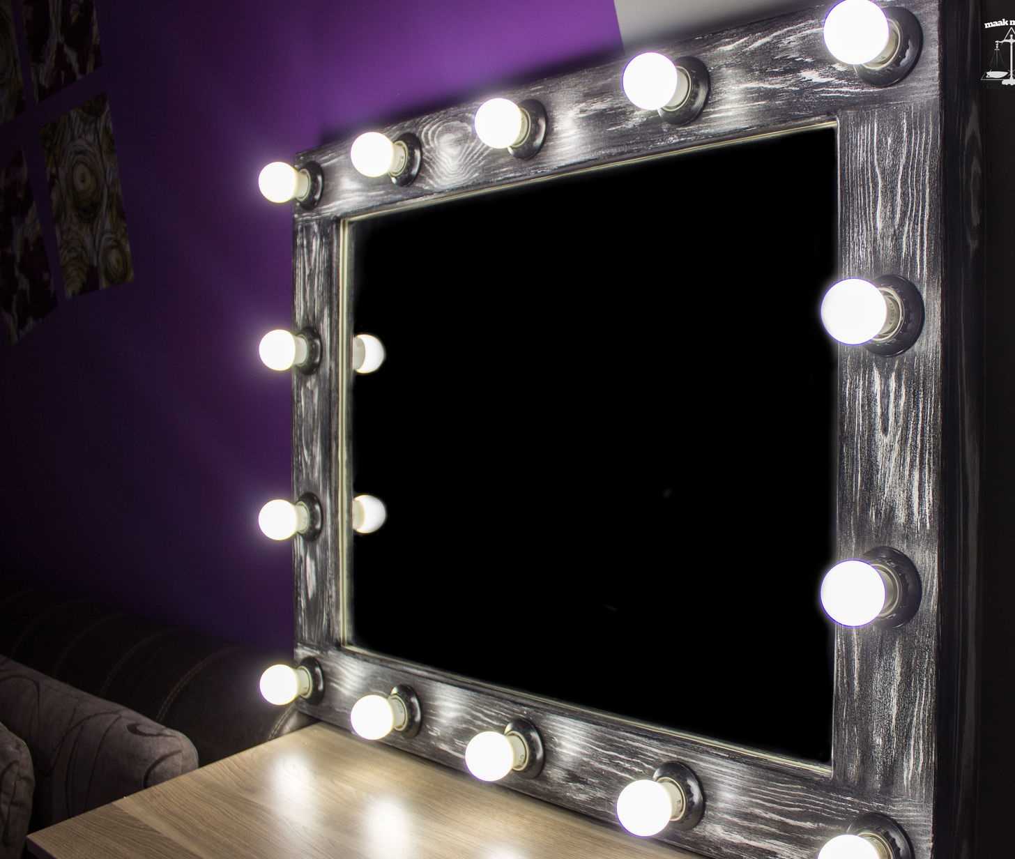 Виды зеркал с подсветкой для макияжа, советы по выбору и размещению 39 - ДиванеТТо