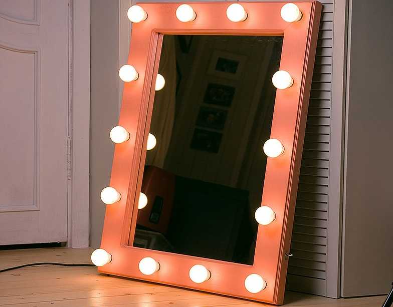 Виды зеркал с подсветкой для макияжа, советы по выбору и размещению 49 - ДиванеТТо
