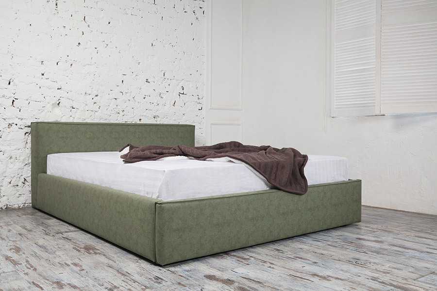 Кровать зеленого цвета